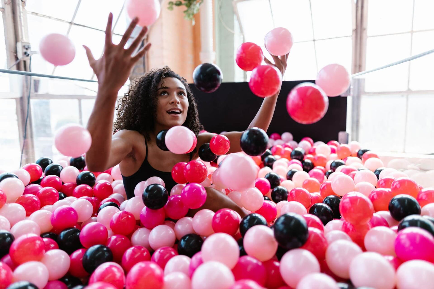 Velinda 800 PCS 7 CM Multi-Colour Ball Pit Balls - Durable & Non-Toxic