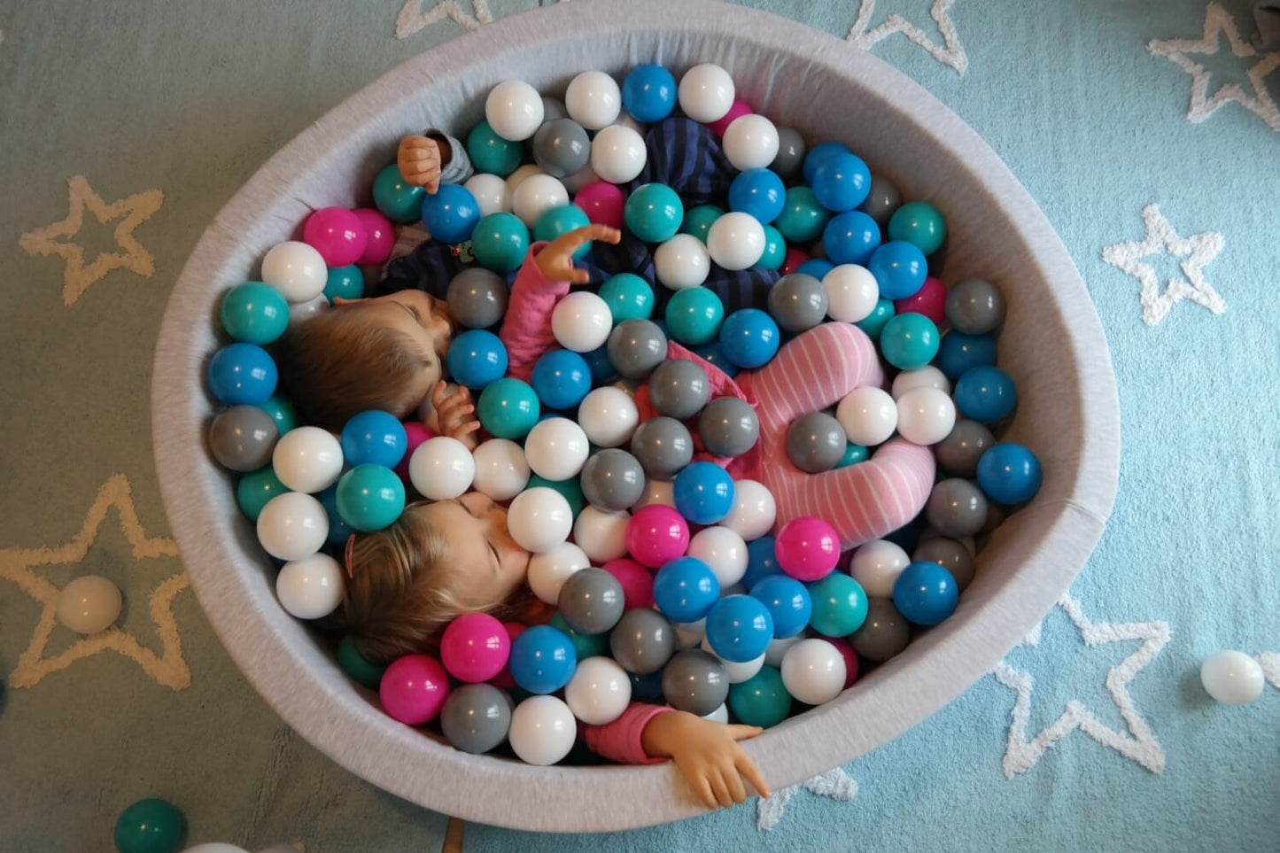 Velinda Soft Jersey Ball Pit with 450 Balls - Baby & Kids Play Gift - 90cm