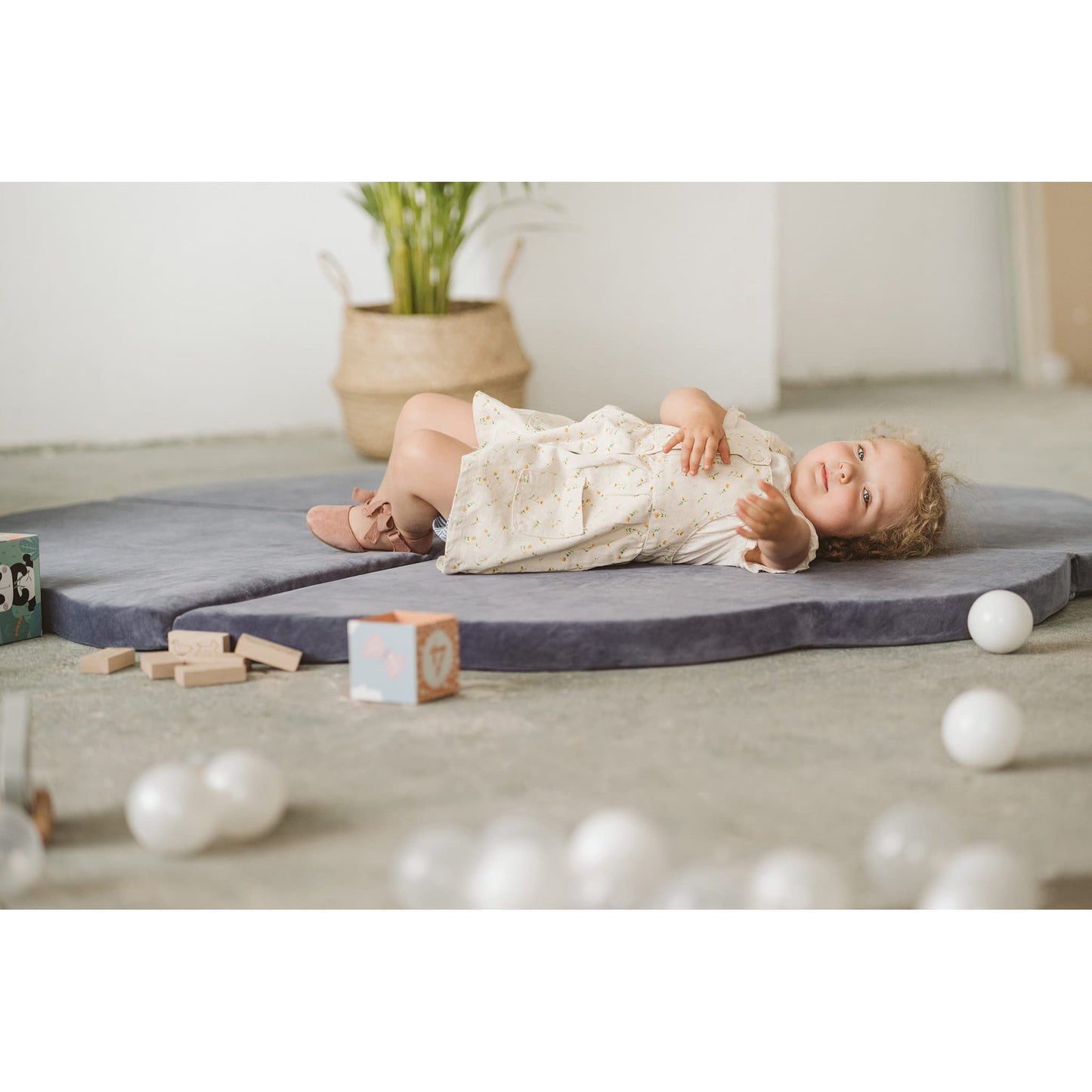 Baby Cloud 160x160cm Foam Foldable Play Mat Certified, Velvet, Blue Gray